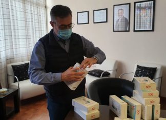 El municipio recibió la donación de diez termómetros digitales