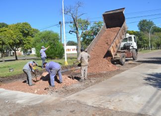 La Municipalidad continúa trabajando en el bacheo y la mejora de distintas arterias