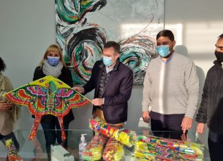 Por el mes de las infancias, la Municipalidad entrega barriletes a los Jardines Maternales