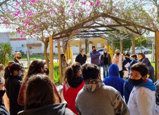 Continúa la plantación de especies arbóreas en el marco del programa «Árbol de la Amistad»