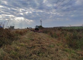 Ya se encuentran en funcionamiento el nuevo tractor y la nueva desmalezadora