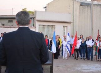 Se inauguró el monumento en recuerdo de la Shoá
