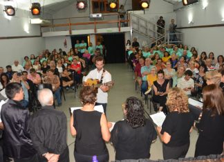 A sala llena se realizó el 9° Encuentro Coral