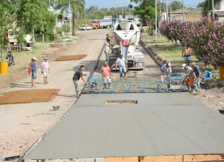 Se inició la obra de pavimentación de calle Saavedra