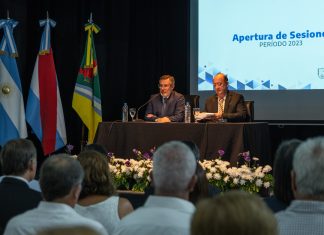 “nuestra actitud ha sido, es y seguirá siendo, la de procurar que todas las decisiones se adopten por consenso”