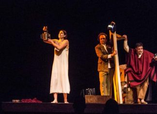 “El difuntito” se presenta en San Salvador