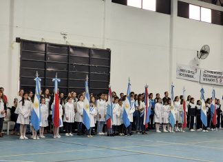 Se realizó el acto central por el 213° Aniversario de la Revolución de Mayo